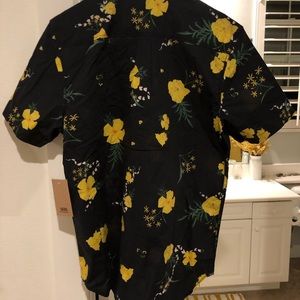 NEW Vans Button Up